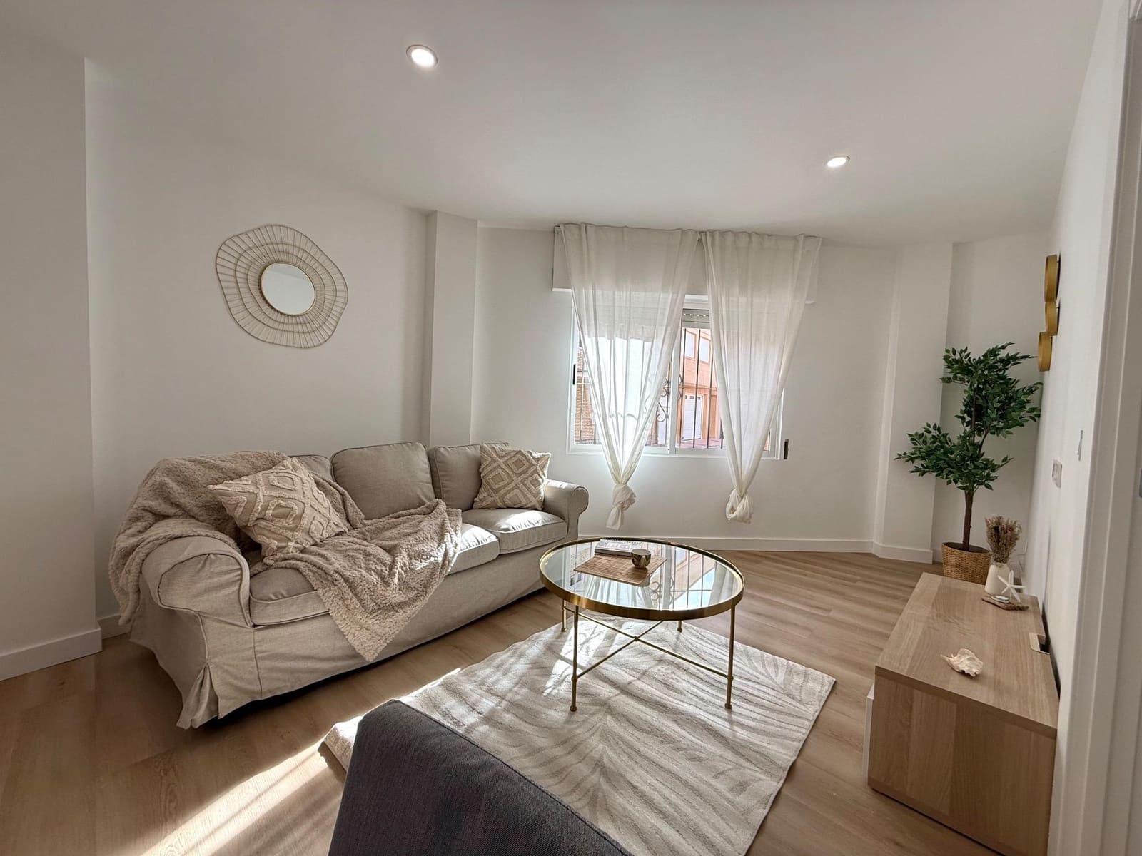 2 soveværelse Lejlighed til salg i Los Alcazares med garage - € 129.900 (Ref: 9561932)