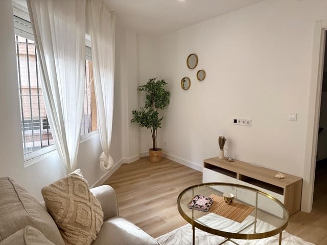 2 makuuhuone Asunto myytävänä paikassa Centro, Los Alcázares mukana 
autotalli - 129 900 € (Ref: 9561932)