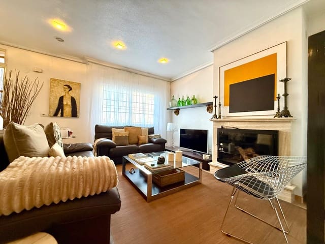 4 slaapkamer Rijtjeshuis te koop in La Alberca, Murcia stad met garage - € 389.000 (Ref: 9780692)