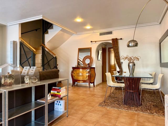 4 slaapkamer Rijtjeshuis te koop in La Alberca, Murcia stad met garage - € 389.000 (Ref: 9780692)