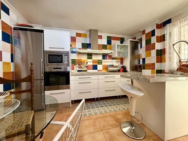 4 slaapkamer Rijtjeshuis te koop in La Alberca, Murcia stad met garage - € 389.000 (Ref: 9780692)