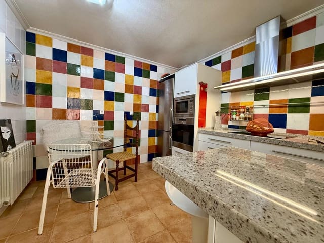4 slaapkamer Rijtjeshuis te koop in La Alberca, Murcia stad met garage - € 389.000 (Ref: 9780692)