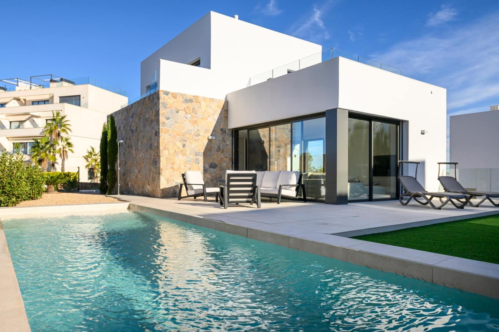 5 chambre Villa/Maison à vendre à Las Colinas Golf avec piscine garage - 1 030 000 € (Ref: 9913271)