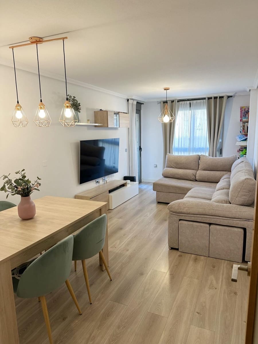 Piso de 3 habitaciones en Molina de Segura en venta con garaje - 184.900 € (Ref: 9949896)