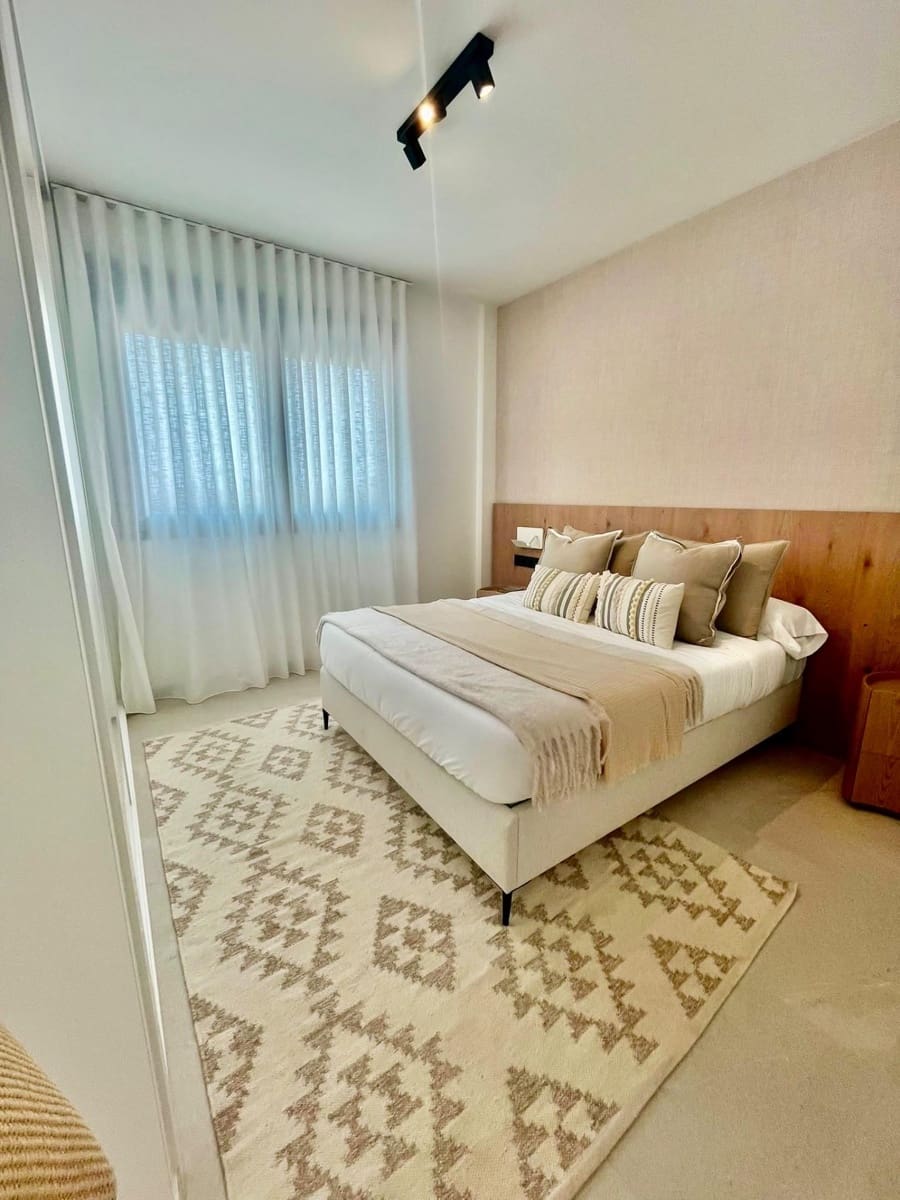 3 slaapkamer Villa te koop in Los Alcazares met zwembad - € 459.000 (Ref: 9986957)