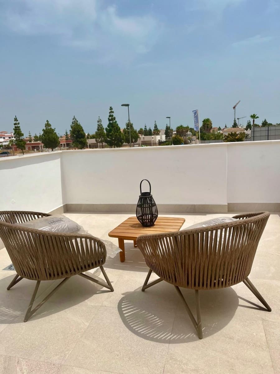 3 slaapkamer Villa te koop in Los Alcazares met zwembad - € 459.000 (Ref: 9986957)