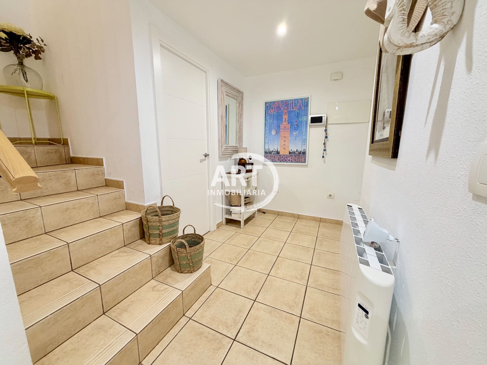 3 sovrum Semi-fristående Villa till salu i La Pobla de Vallbona med pool garage - 395 000 € (Ref: 10008295)