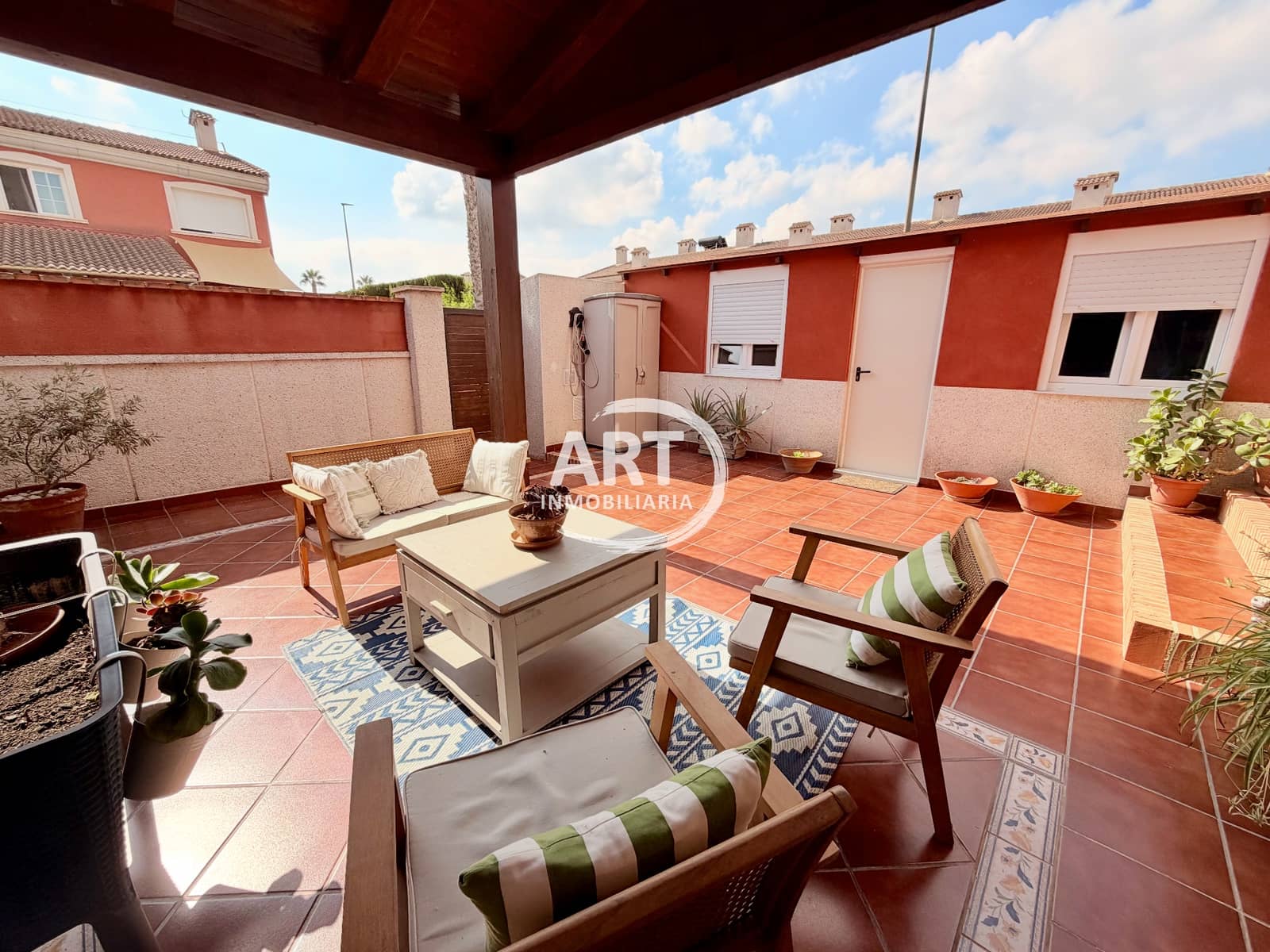 3 sovrum Semi-fristående Villa till salu i La Pobla de Vallbona med pool garage - 395 000 € (Ref: 10008295)