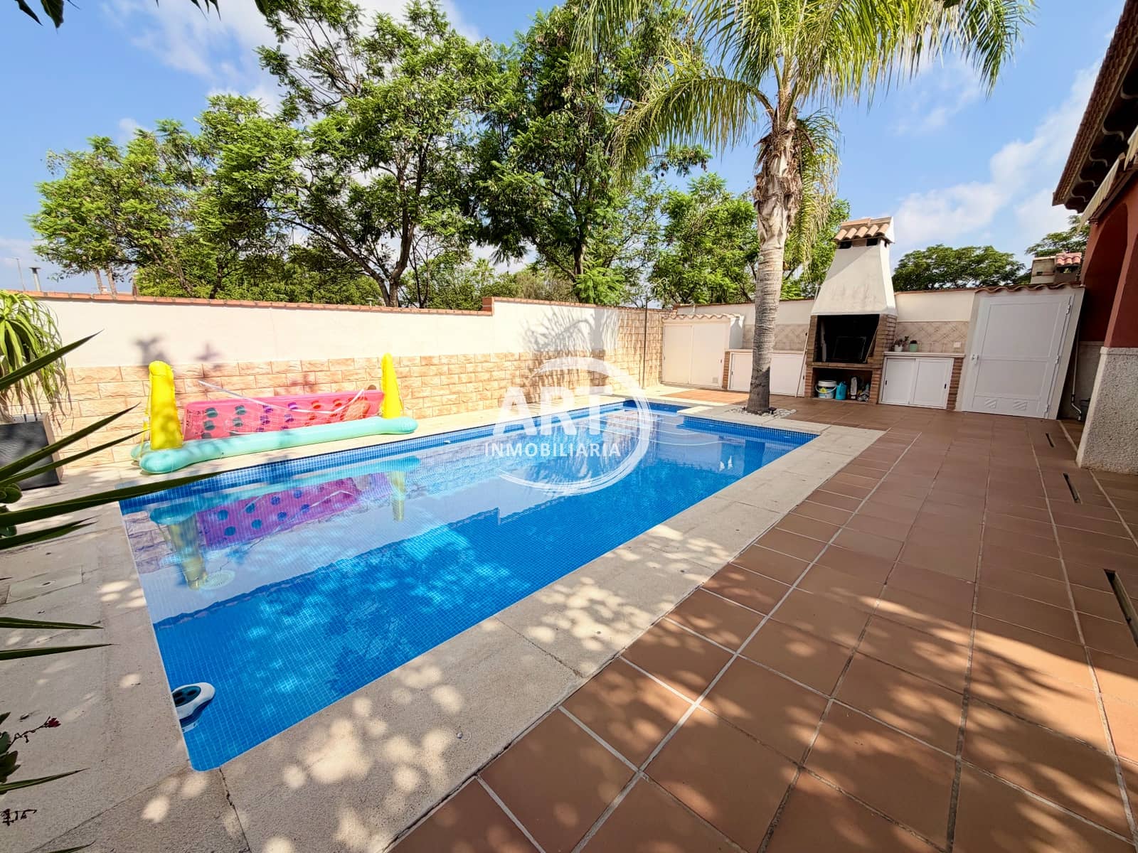 3 sovrum Semi-fristående Villa till salu i La Pobla de Vallbona med pool garage - 395 000 € (Ref: 10008295)