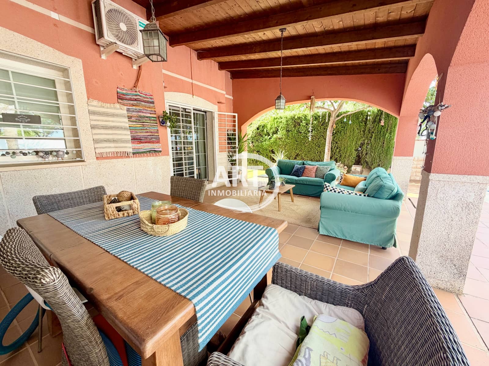 3 sovrum Semi-fristående Villa till salu i La Pobla de Vallbona med pool garage - 395 000 € (Ref: 10008295)