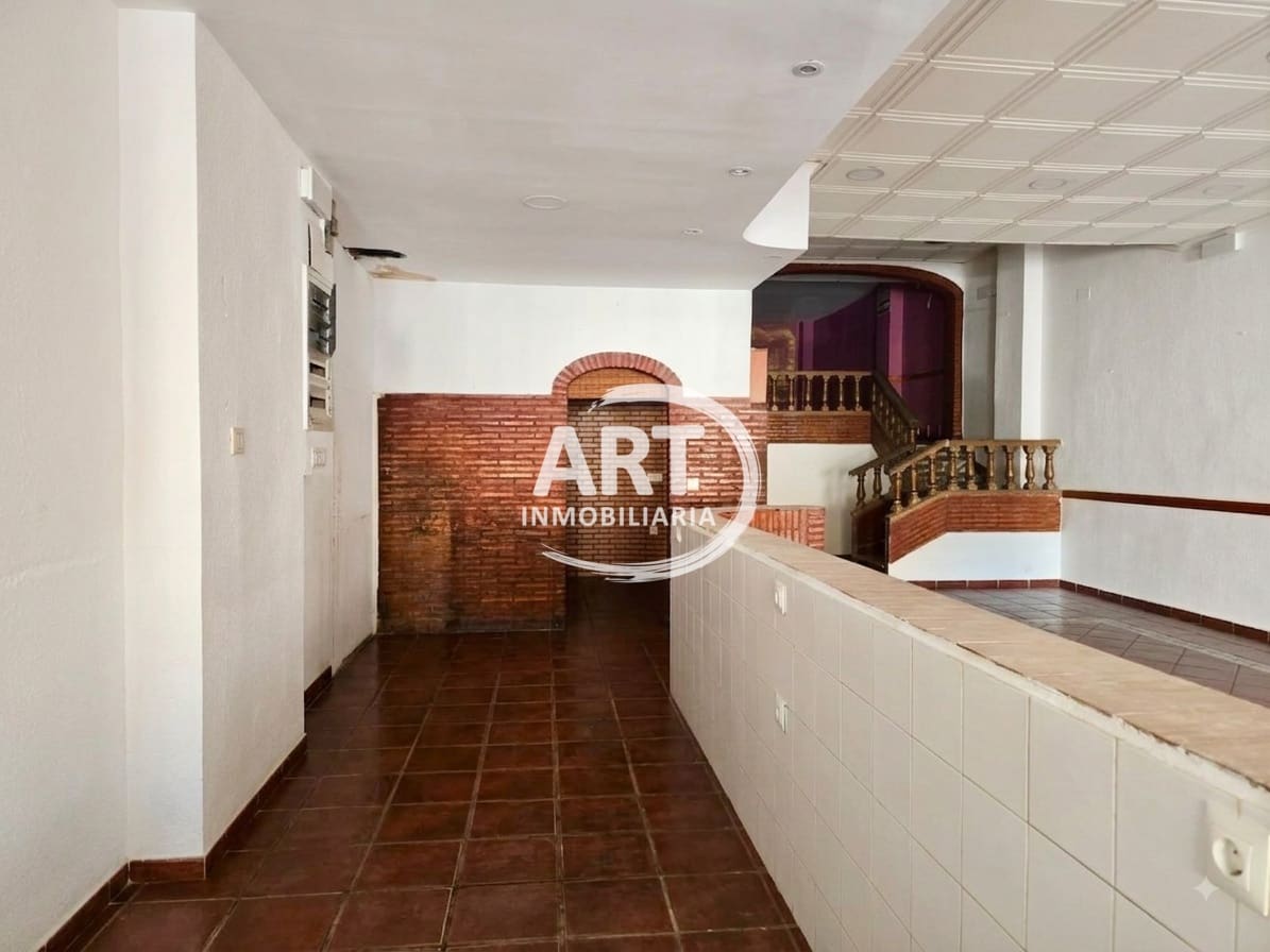 Commerciale da affittare in Betera - 950 € (Rif: 10012799)
