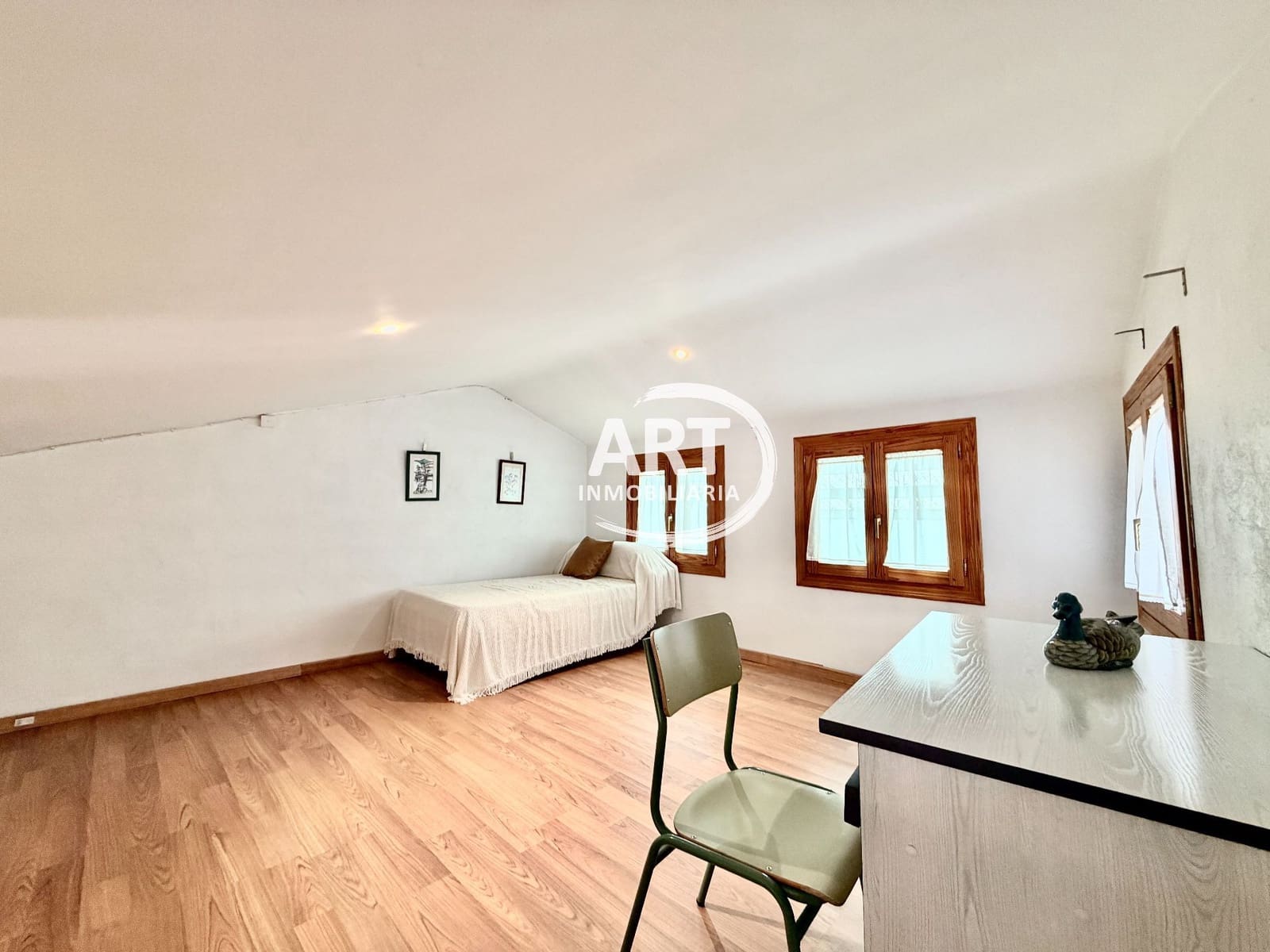 5 makuuhuone Huvila myytävänä paikassa Cedrillas mukana 
autotalli - 199 000 € (Ref: 10020115)