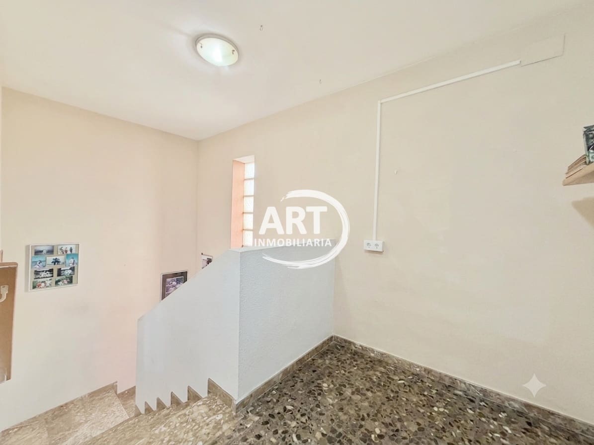 5 soveværelse Villa til salg i L'Eliana med swimmingpool garage - € 775.000 (Ref: 10026708)