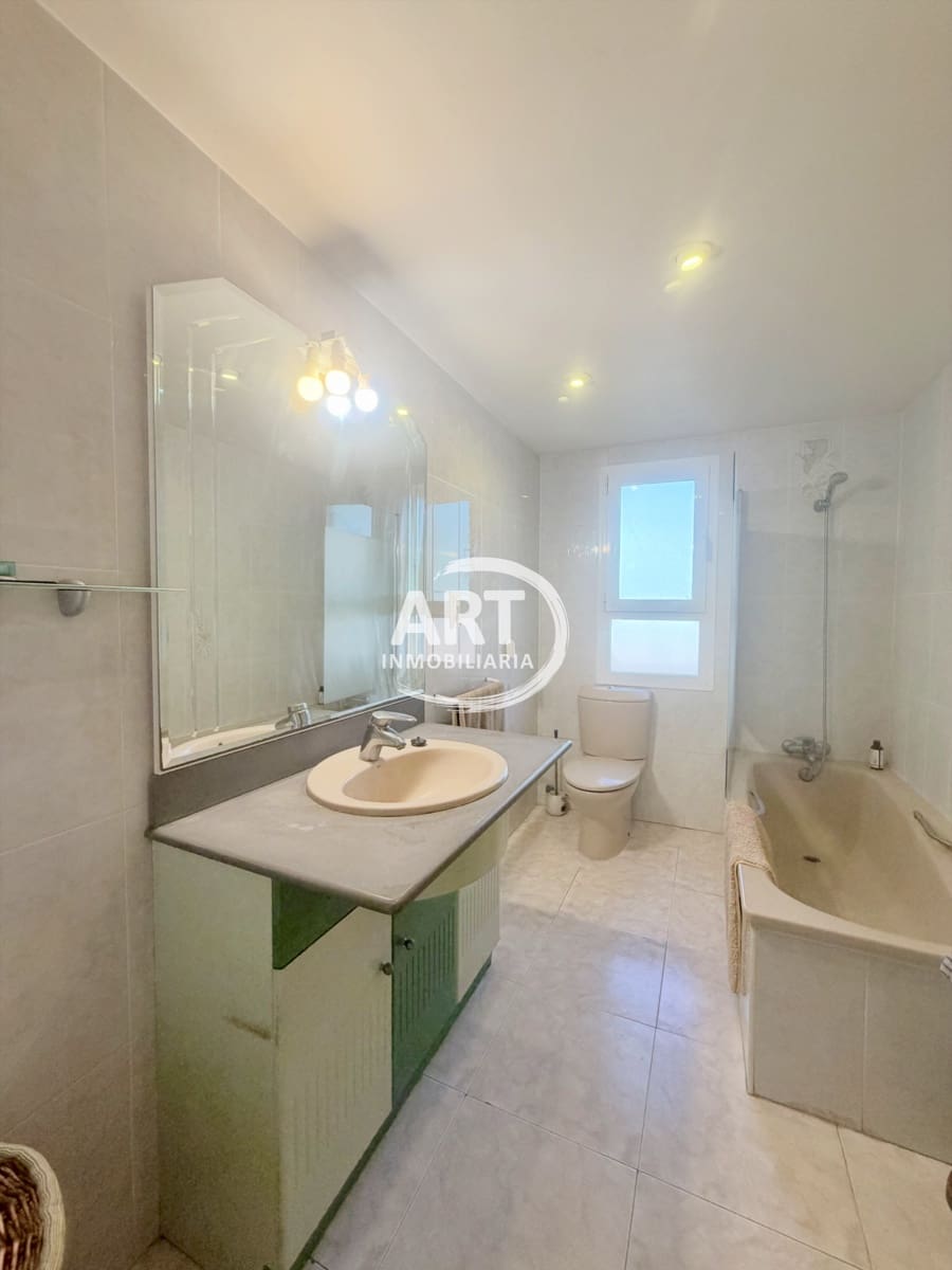 5 soveværelse Villa til salg i L'Eliana med swimmingpool garage - € 775.000 (Ref: 10026708)