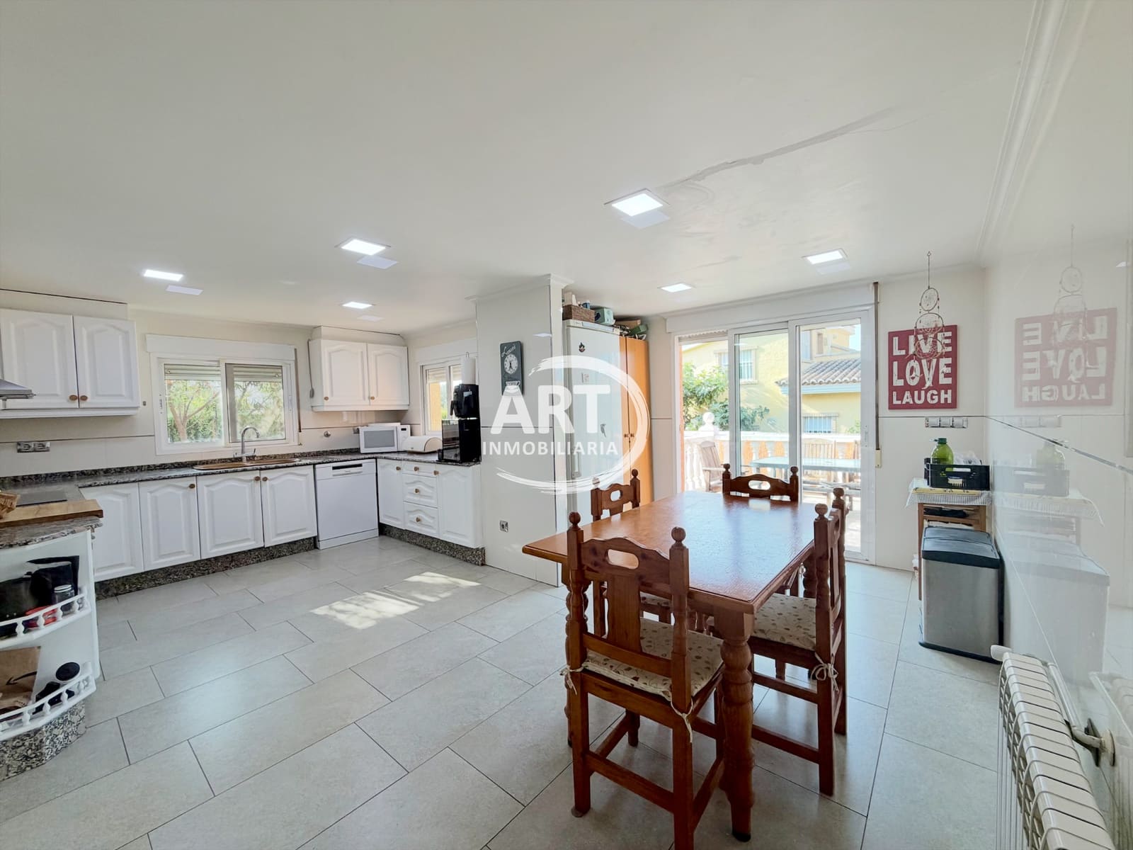 5 soveværelse Villa til salg i L'Eliana med swimmingpool garage - € 775.000 (Ref: 10026708)
