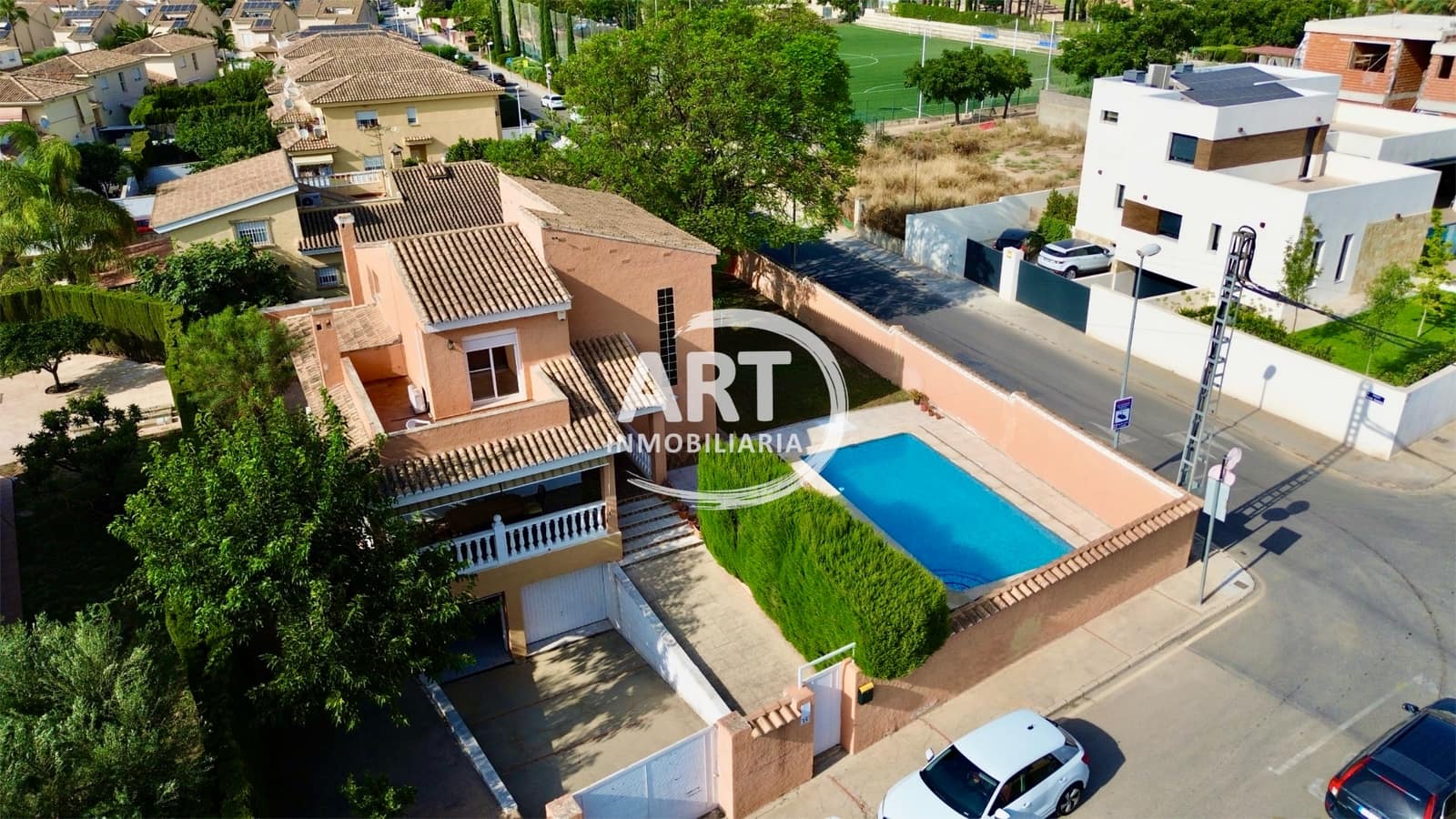 5 soveværelse Villa til salg i L'Eliana med swimmingpool garage - € 775.000 (Ref: 10026708)
