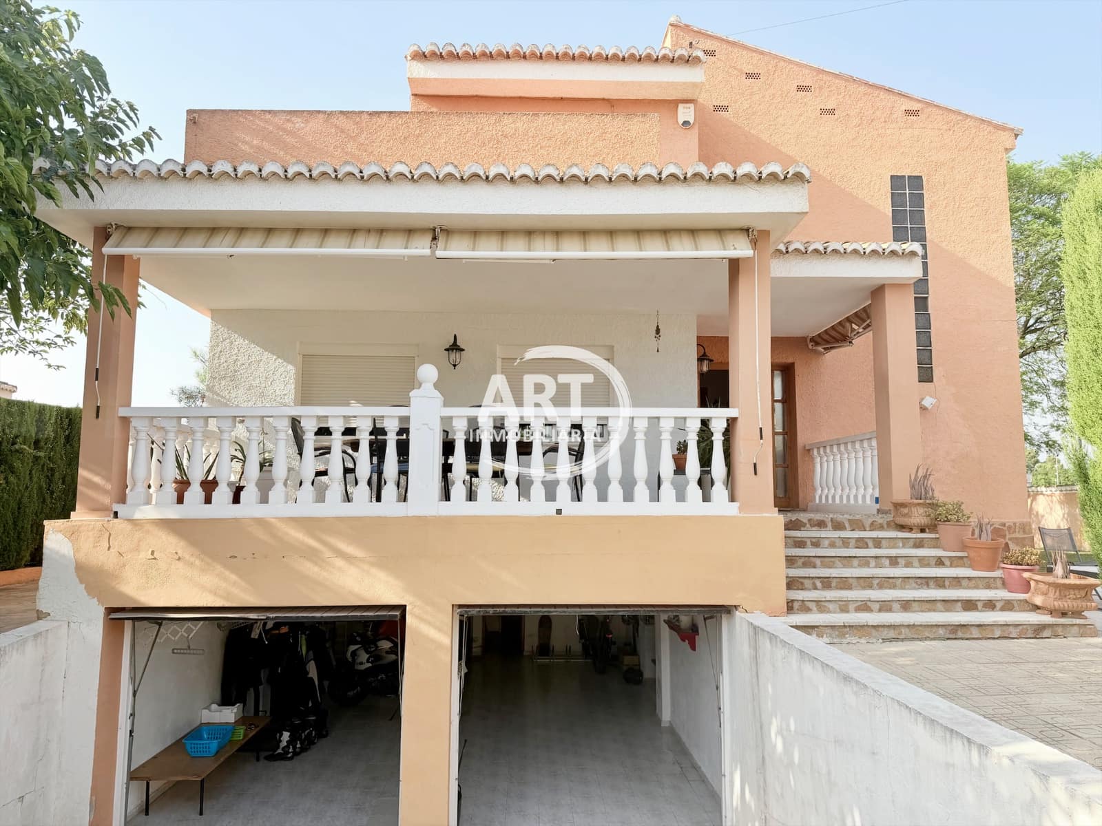 5 soveværelse Villa til salg i L'Eliana med swimmingpool garage - € 775.000 (Ref: 10026708)