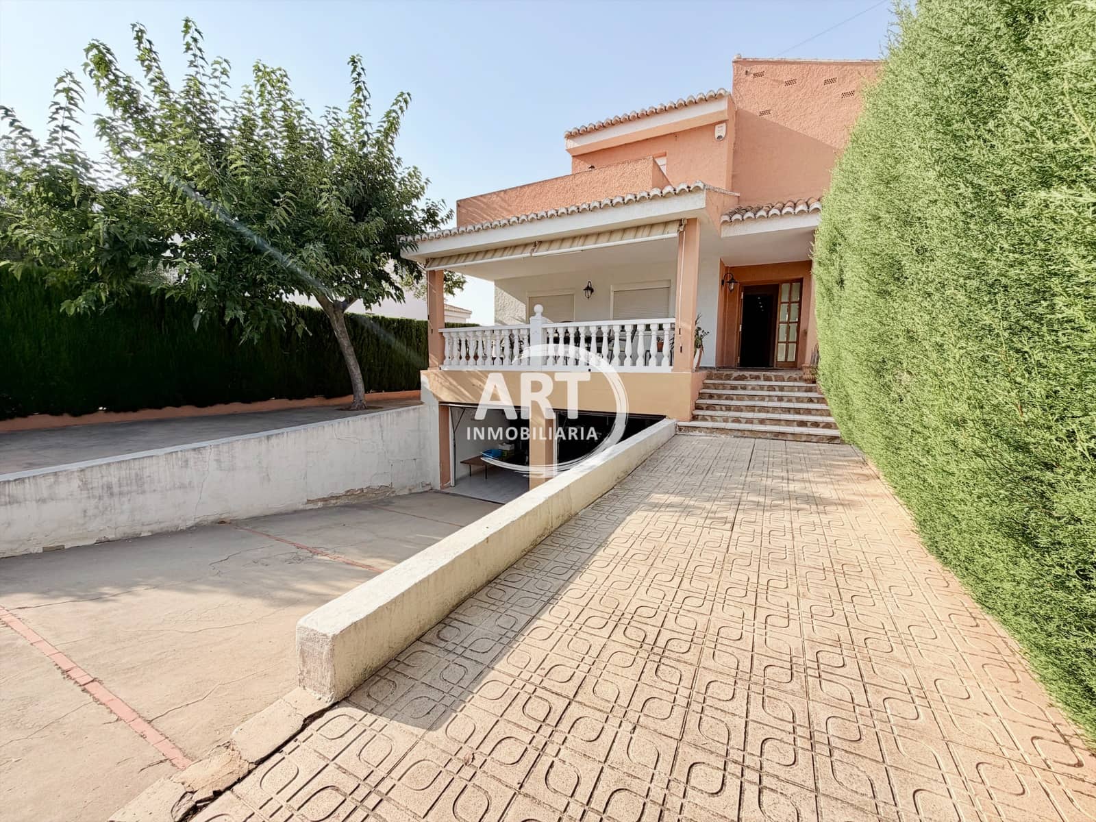 5 soveværelse Villa til salg i L'Eliana med swimmingpool garage - € 775.000 (Ref: 10026708)