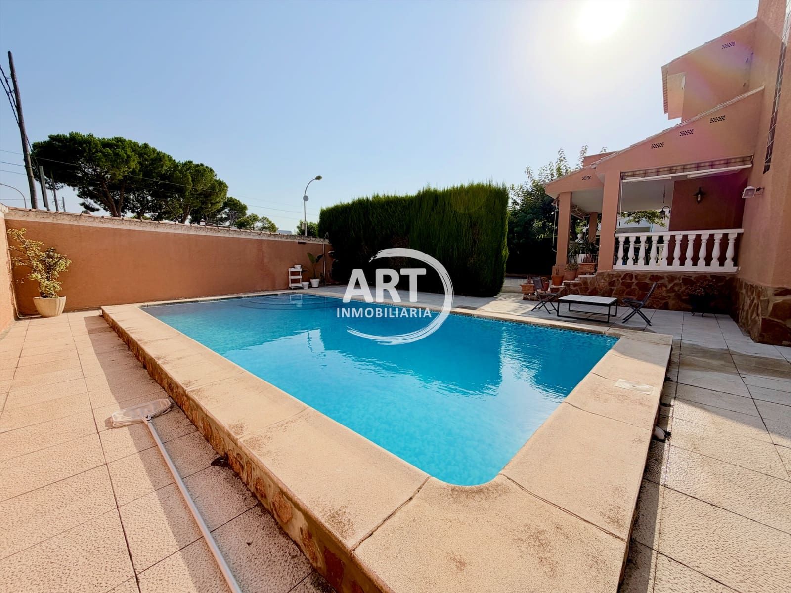 5 soveværelse Villa til salg i L'Eliana med swimmingpool garage - € 775.000 (Ref: 10026708)