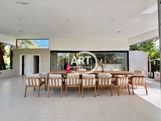 Chalet de 7 habitaciones en Bétera en venta con piscina garaje - 840.000 € (Ref: 10036328)