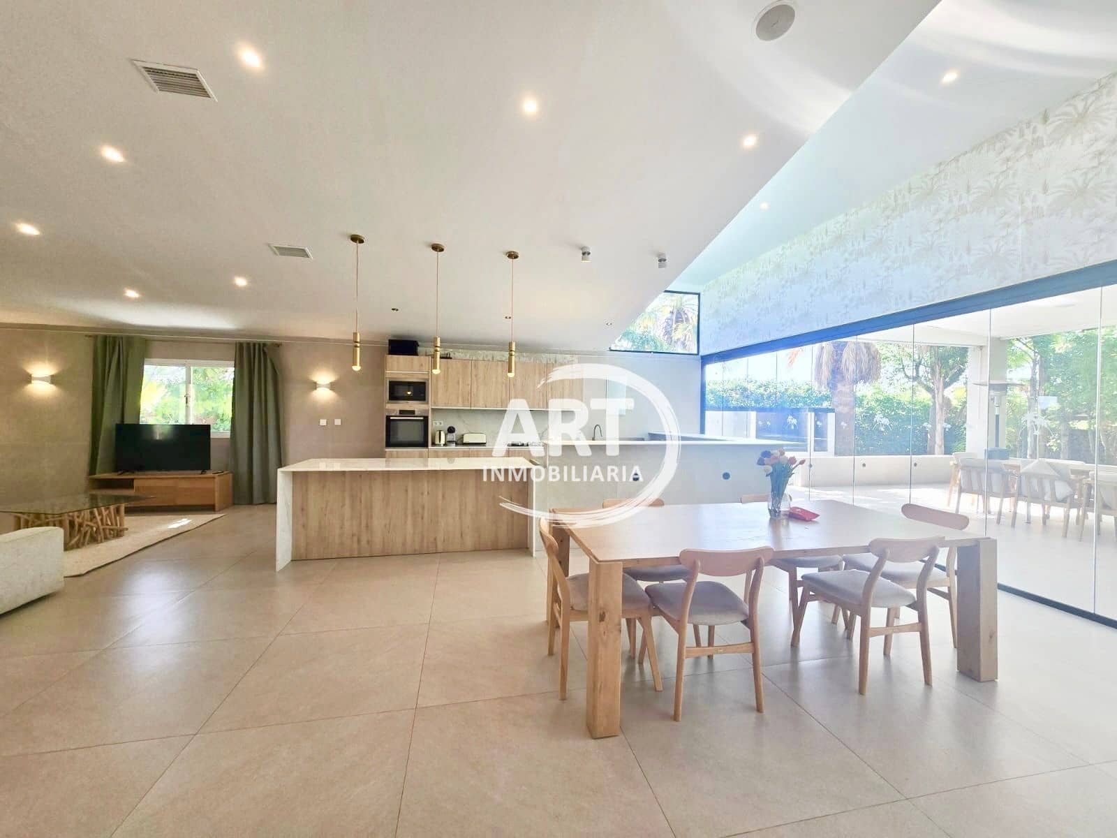 7 bedroom Villa for sale in Betera with pool garage - € 840,000 (Ref: 10036328)