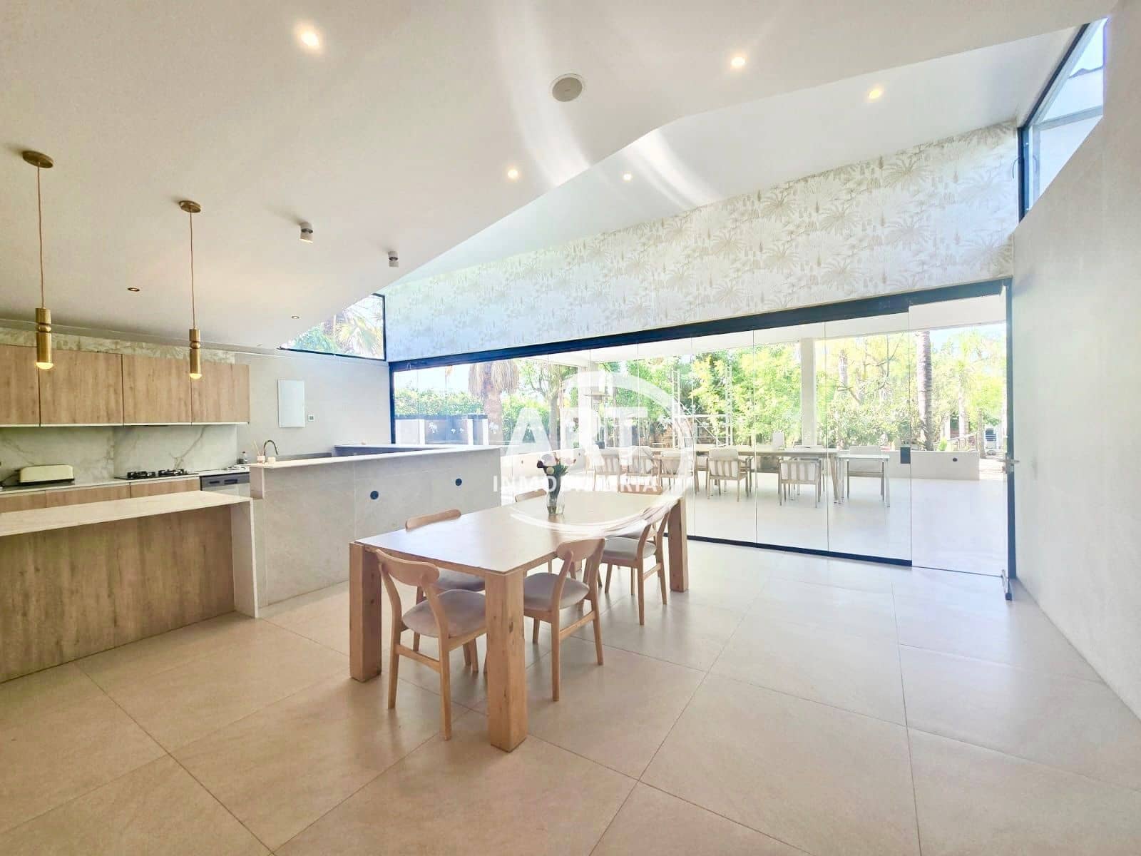 7 bedroom Villa for sale in Betera with pool garage - € 840,000 (Ref: 10036328)