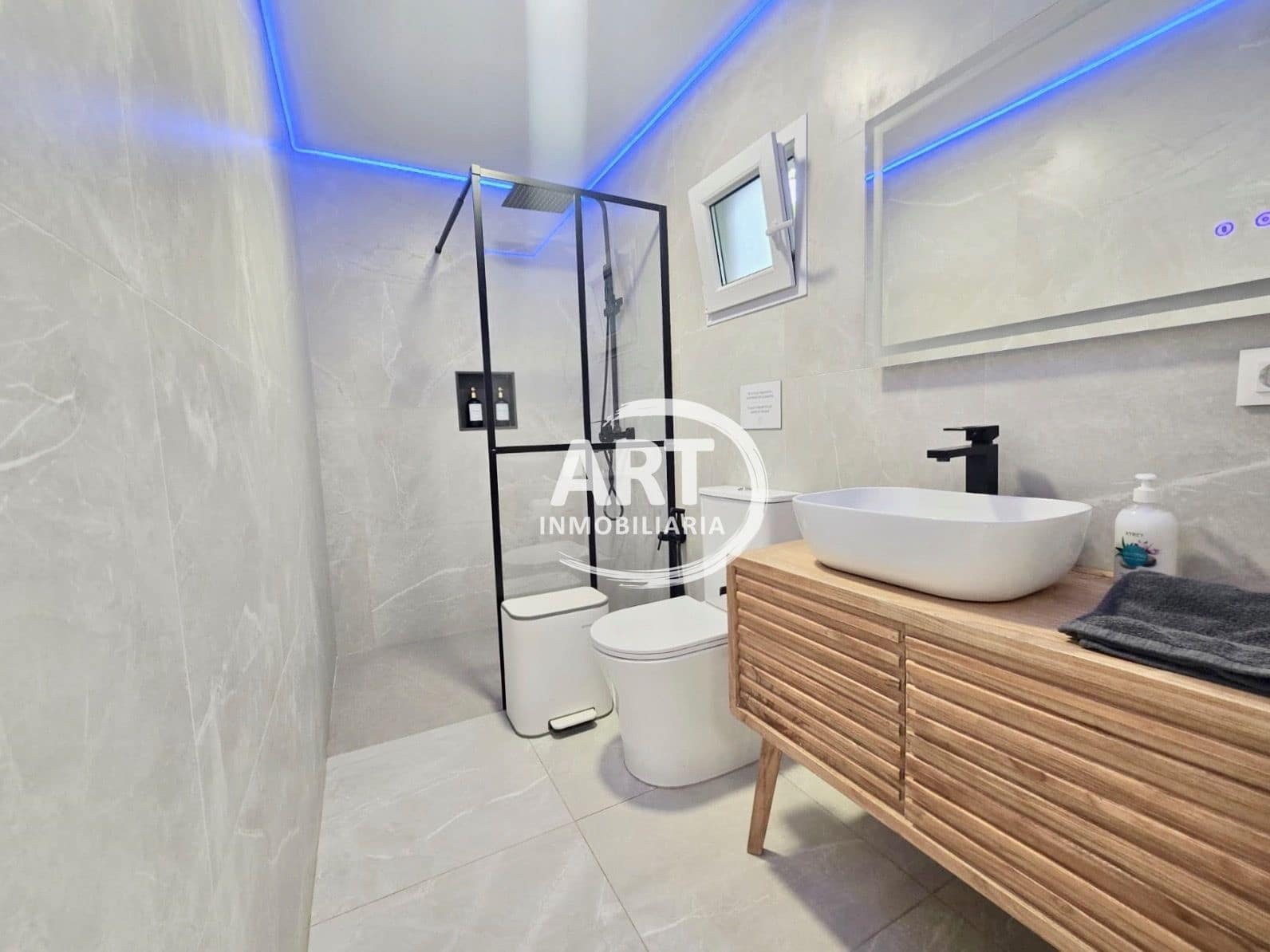 7 bedroom Villa for sale in Betera with pool garage - € 840,000 (Ref: 10036328)