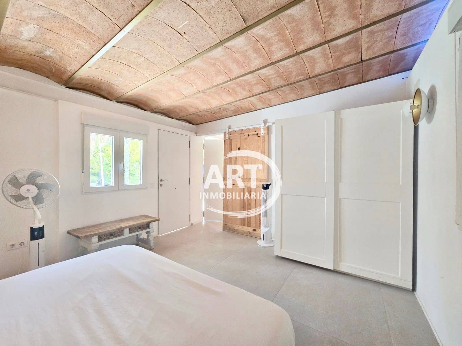 7 bedroom Villa for sale in Betera with pool garage - € 840,000 (Ref: 10036328)