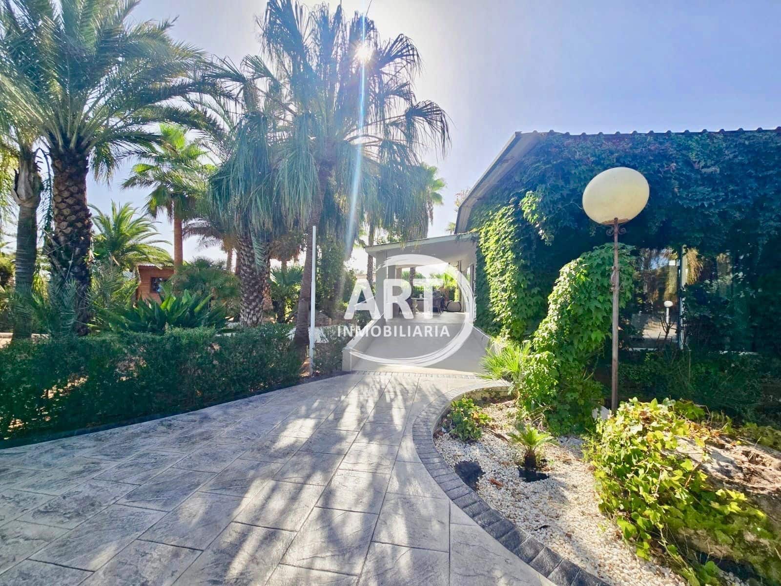 7 bedroom Villa for sale in Betera with pool garage - € 840,000 (Ref: 10036328)