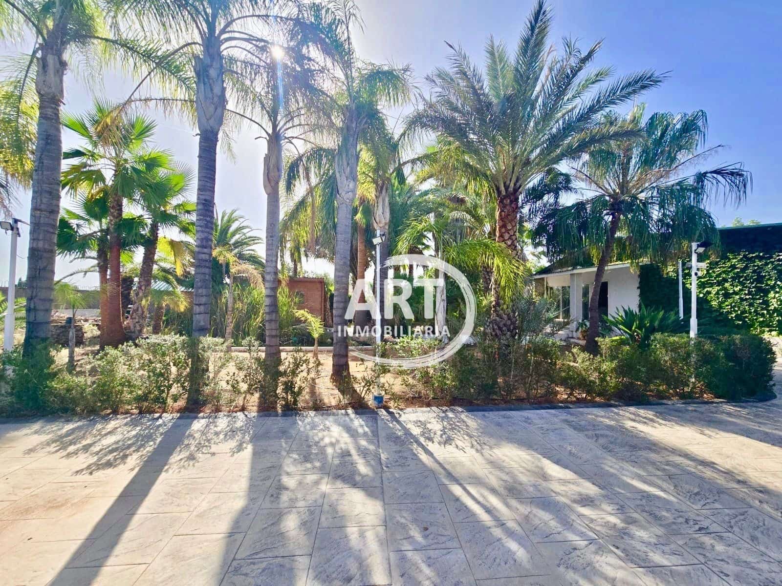 7 bedroom Villa for sale in Betera with pool garage - € 840,000 (Ref: 10036328)