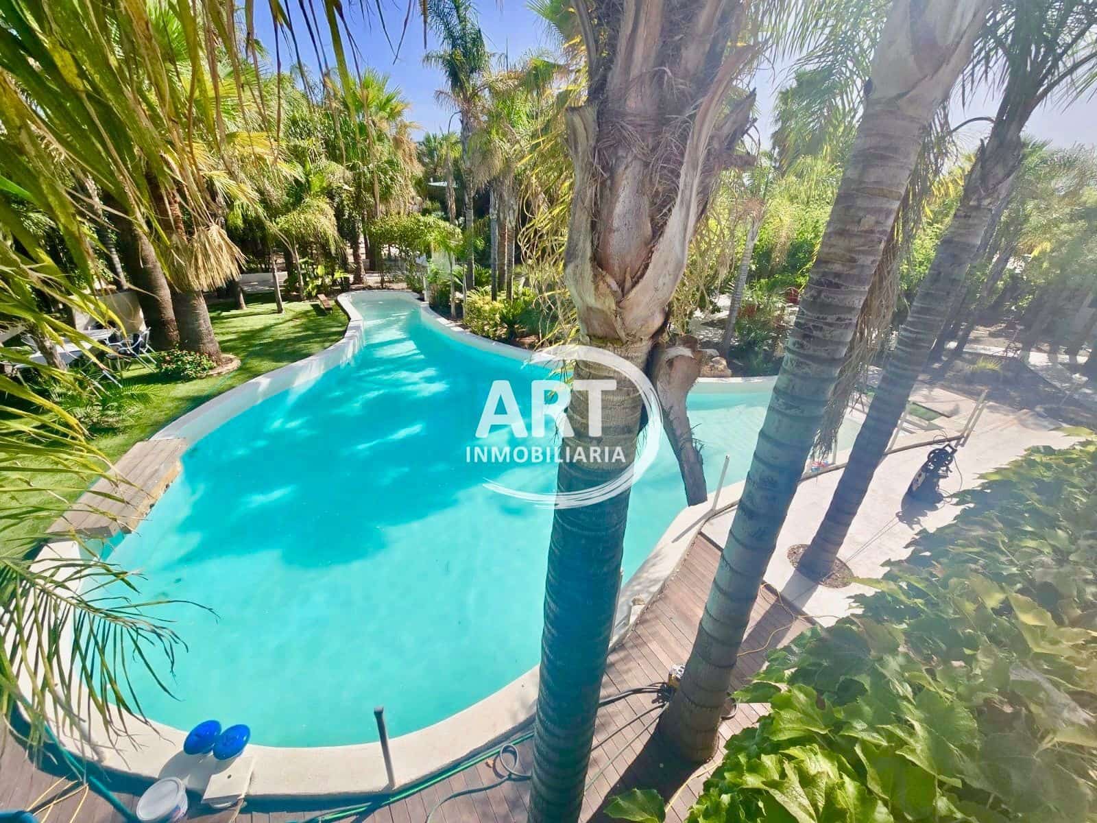 7 bedroom Villa for sale in Betera with pool garage - € 840,000 (Ref: 10036328)
