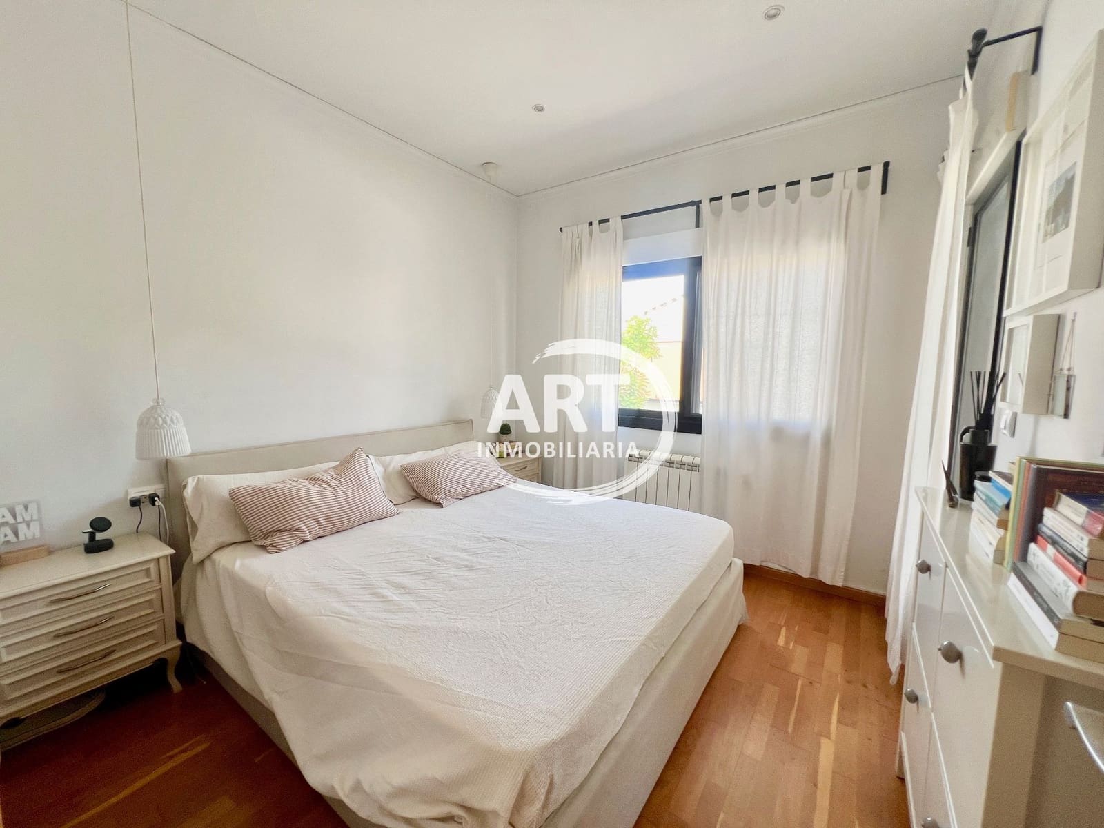 3 sypialnia Dom blizniak na sprzedaż w San Antonio de Benageber z basenem garażem - 389 000 € (Ref: 10040312)