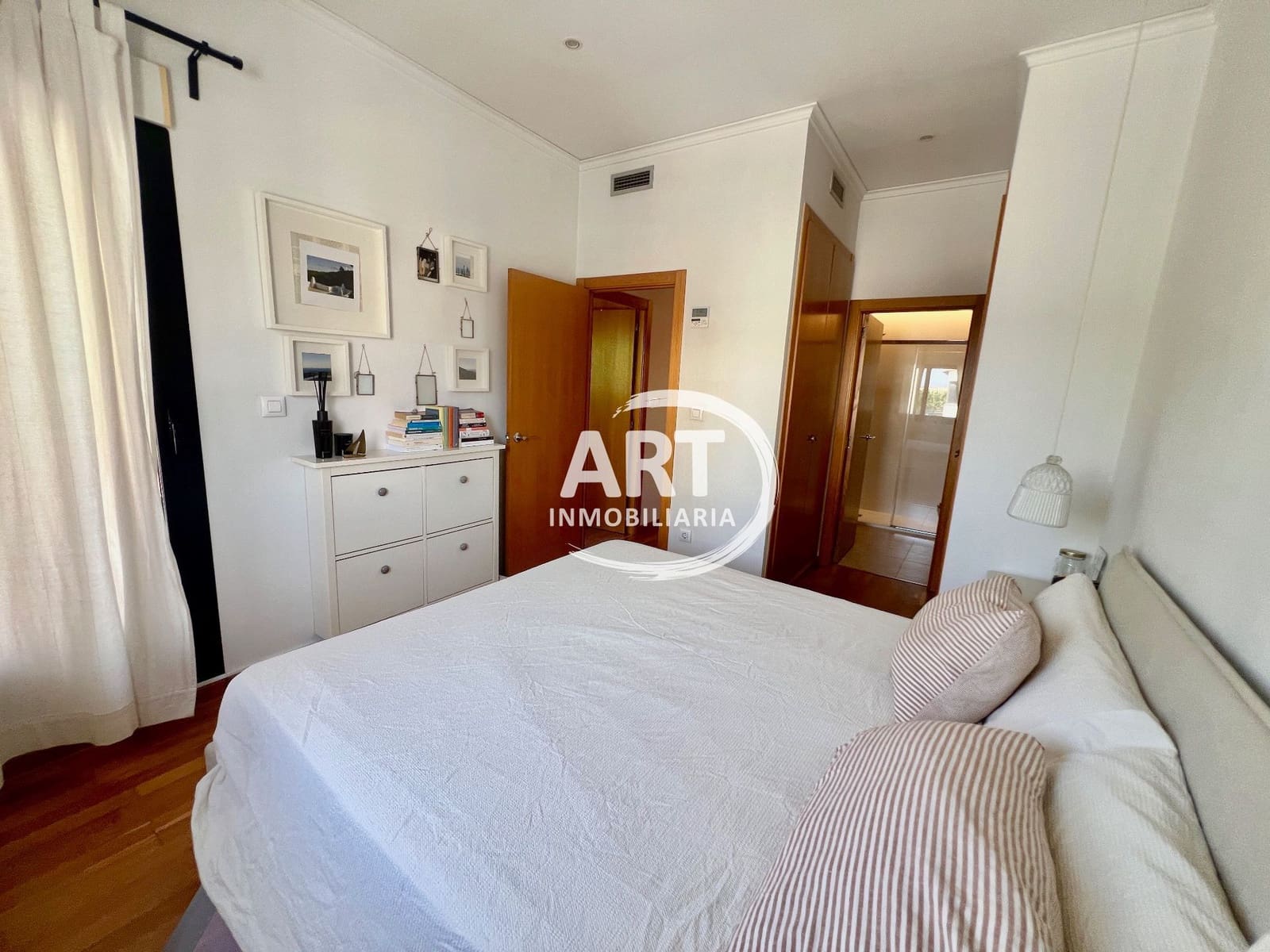 3 sypialnia Dom blizniak na sprzedaż w San Antonio de Benageber z basenem garażem - 389 000 € (Ref: 10040312)