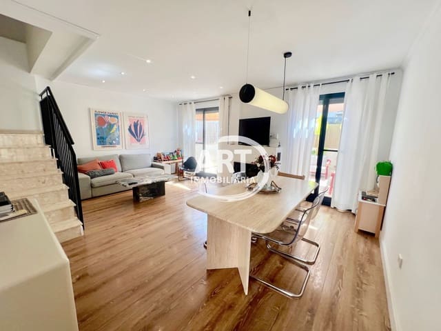 3 sypialnia Dom blizniak na sprzedaż w San Antonio de Benagéber z basenem garażem - 389 000 € (Ref: 10040312)