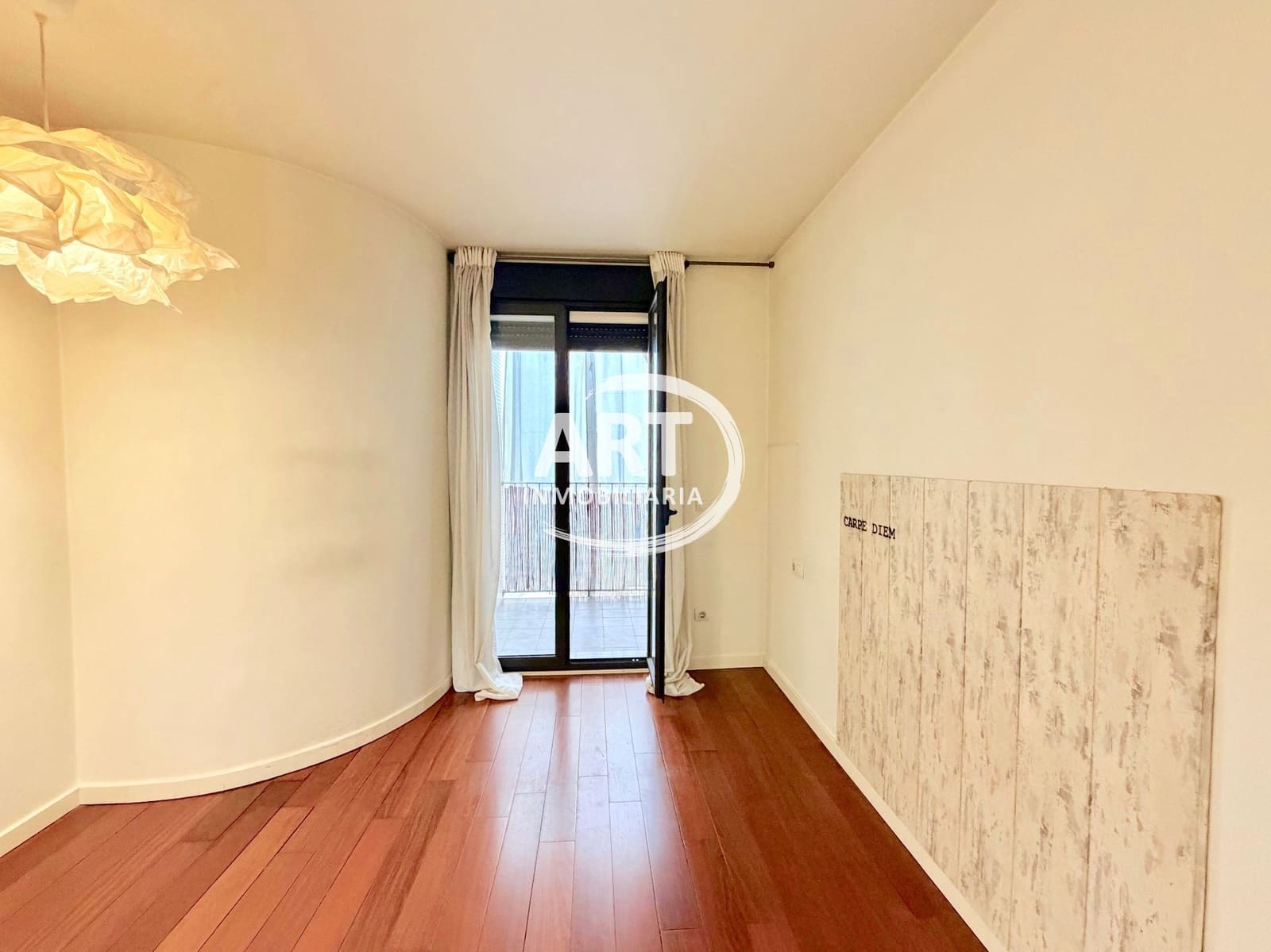 2 sovrum Lägenhet att hyra i Valencia stad med garage - 1 700 € (Ref: 10040313)