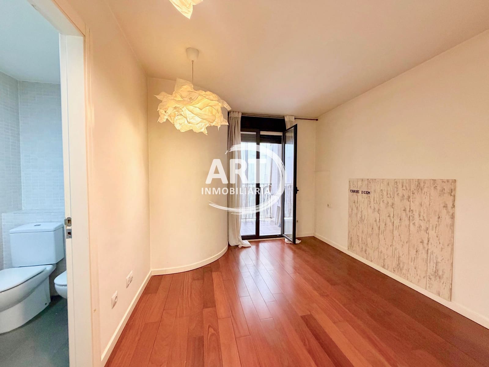 2 sovrum Lägenhet att hyra i Valencia stad med garage - 1 700 € (Ref: 10040313)
