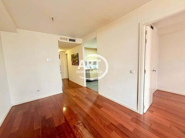 2 sovrum Lägenhet att hyra i El Pilar, Valencia stad med garage - 1 700 € (Ref: 10040313)