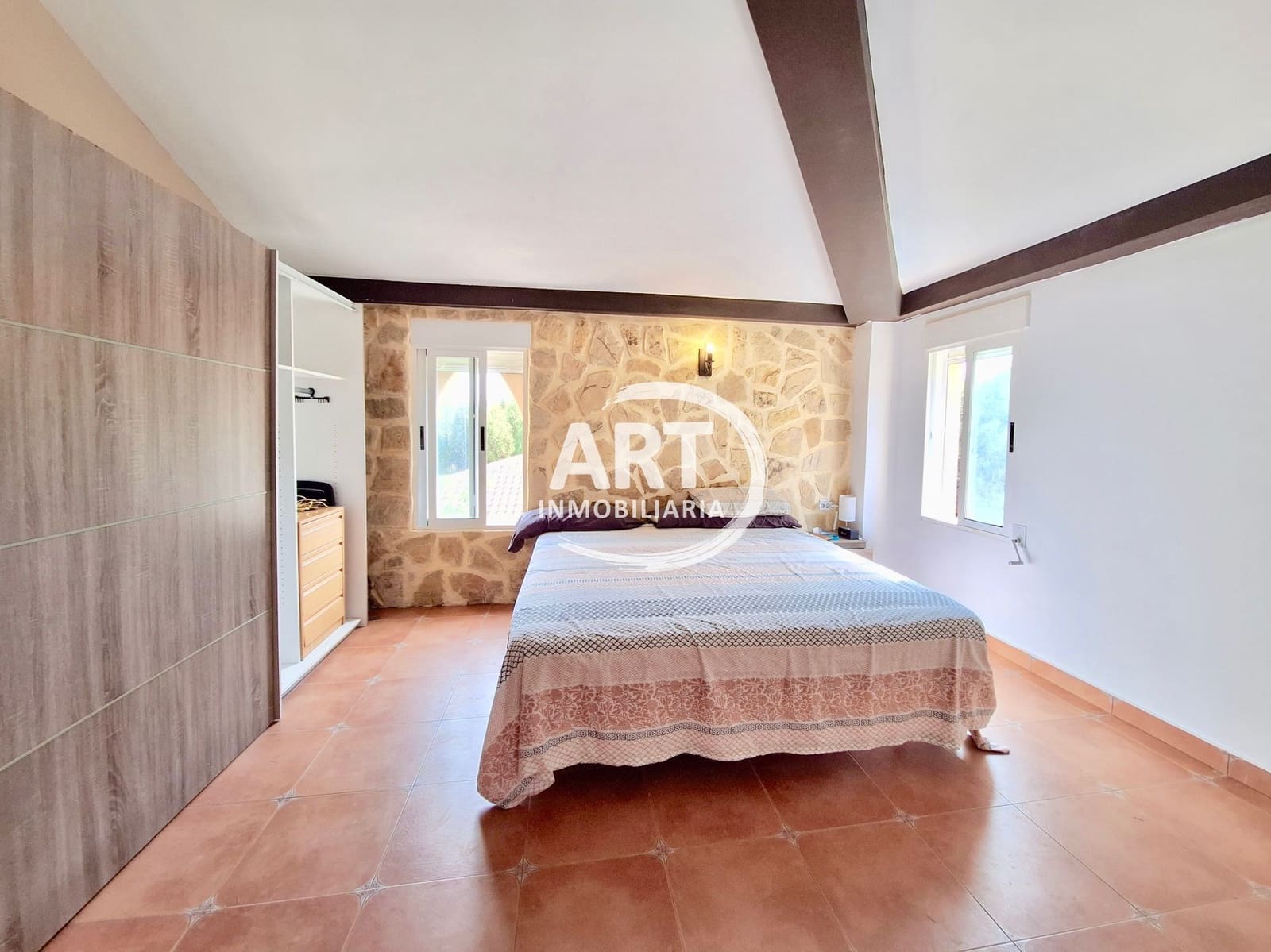 5 chambre Villa/Maison à vendre à Serra avec piscine - 490 000 € (Ref: 10042478)