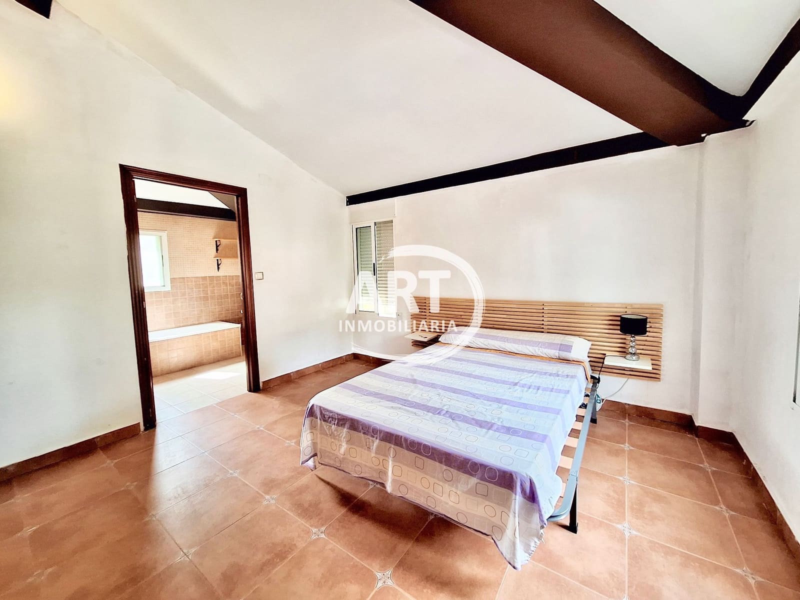 5 chambre Villa/Maison à vendre à Serra avec piscine - 490 000 € (Ref: 10042478)