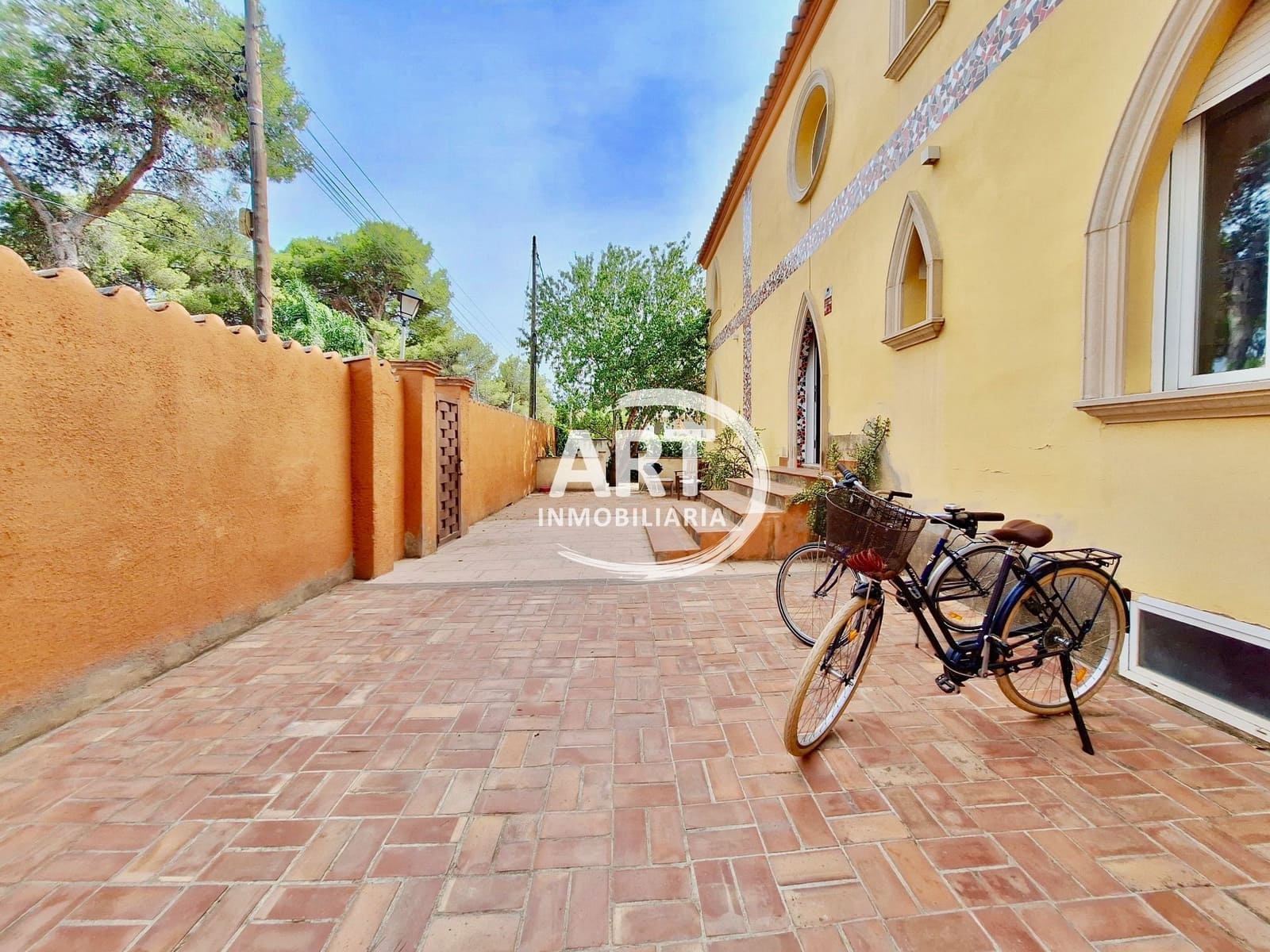 5 chambre Villa/Maison à vendre à Serra avec piscine - 490 000 € (Ref: 10042478)
