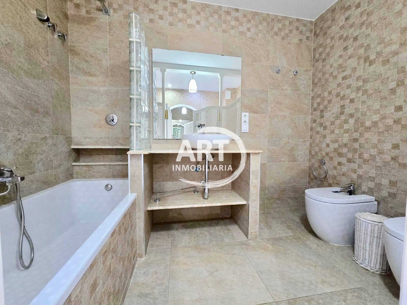 4 soverom Hus til leie i Betera med garasje - € 1 600 (Ref: 10054621)