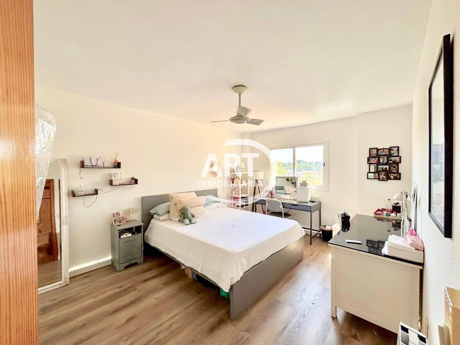 5 bedroom Villa for sale in L'Eliana with pool garage - € 670,000 (Ref: 10054622)