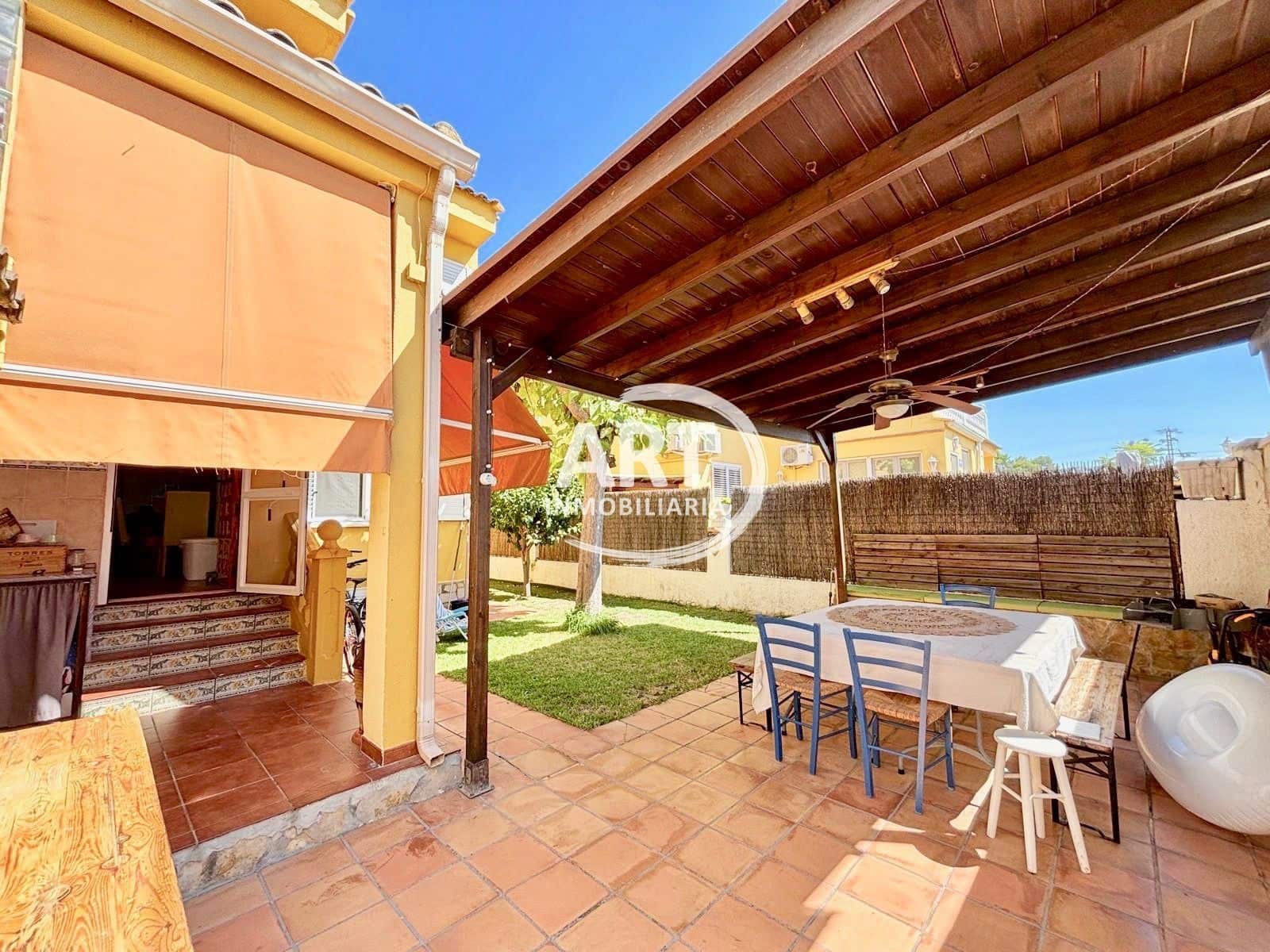 5 bedroom Villa for sale in L'Eliana with pool garage - € 670,000 (Ref: 10054622)