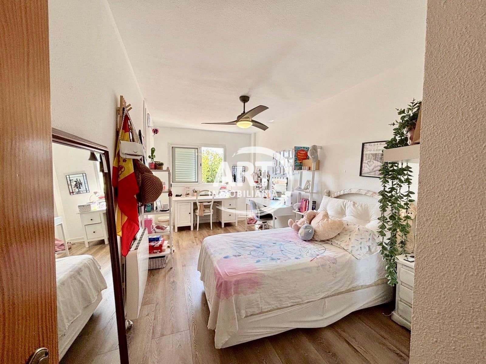 5 bedroom Villa for sale in L'Eliana with pool garage - € 670,000 (Ref: 10054622)