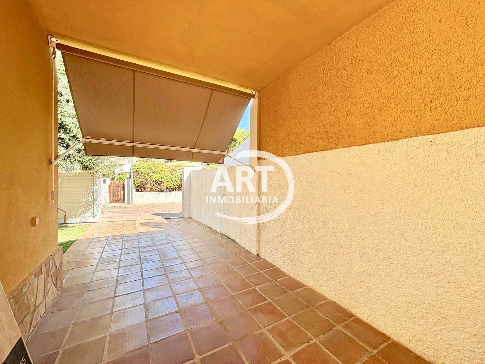 5 bedroom Villa for sale in L'Eliana with pool garage - € 670,000 (Ref: 10054622)