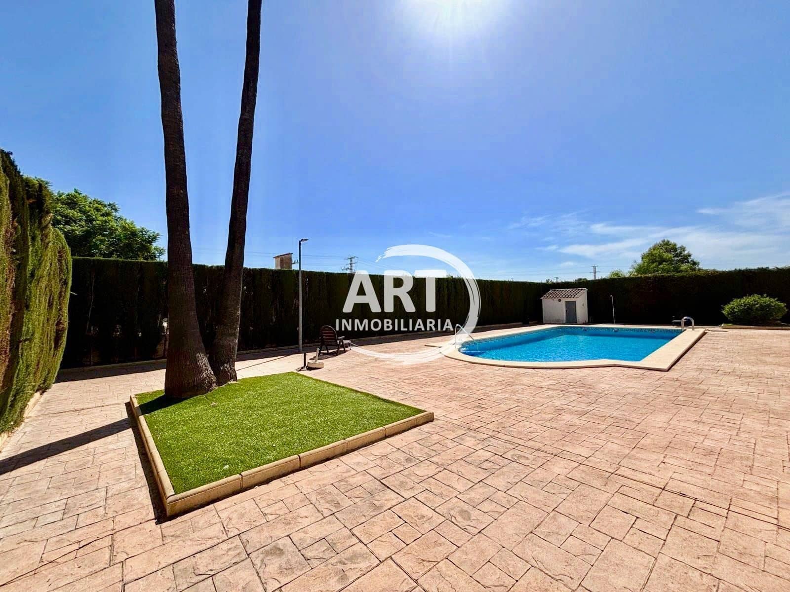 5 bedroom Villa for sale in L'Eliana with pool garage - € 670,000 (Ref: 10054622)