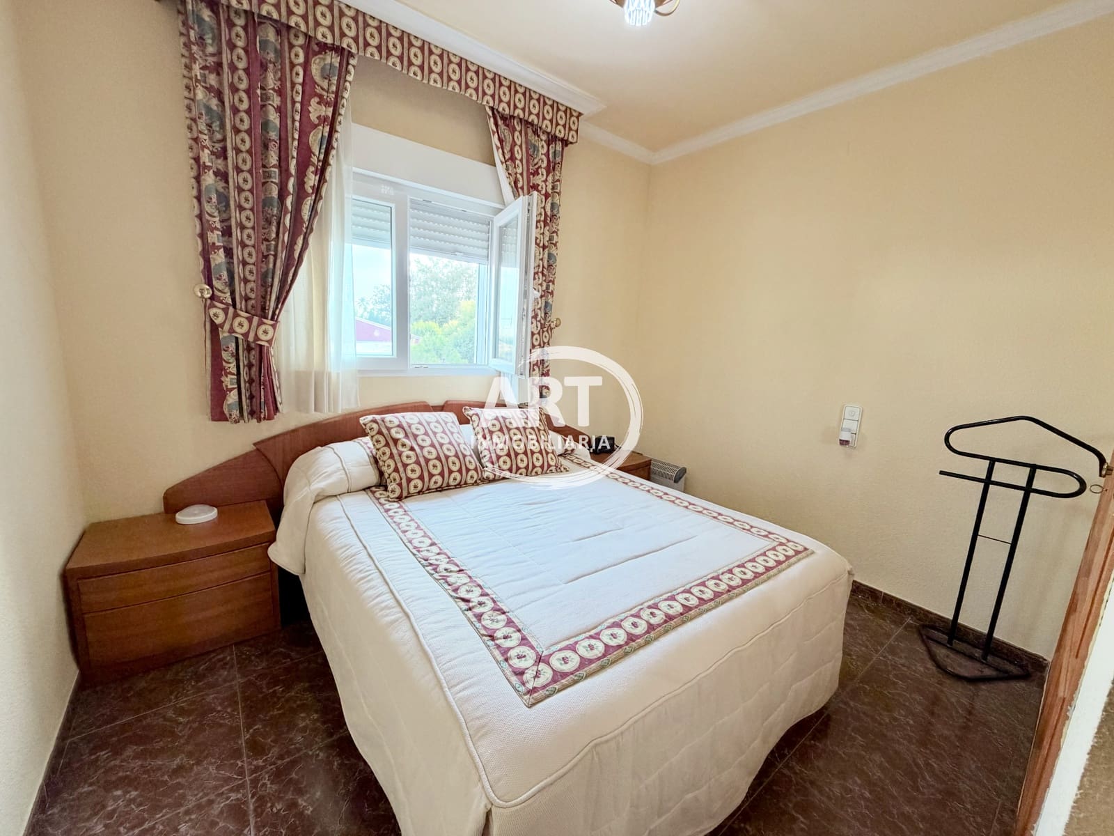 Chalet de 6 habitaciones en L'Eliana en venta con piscina garaje - 869.000 € (Ref: 10063755)