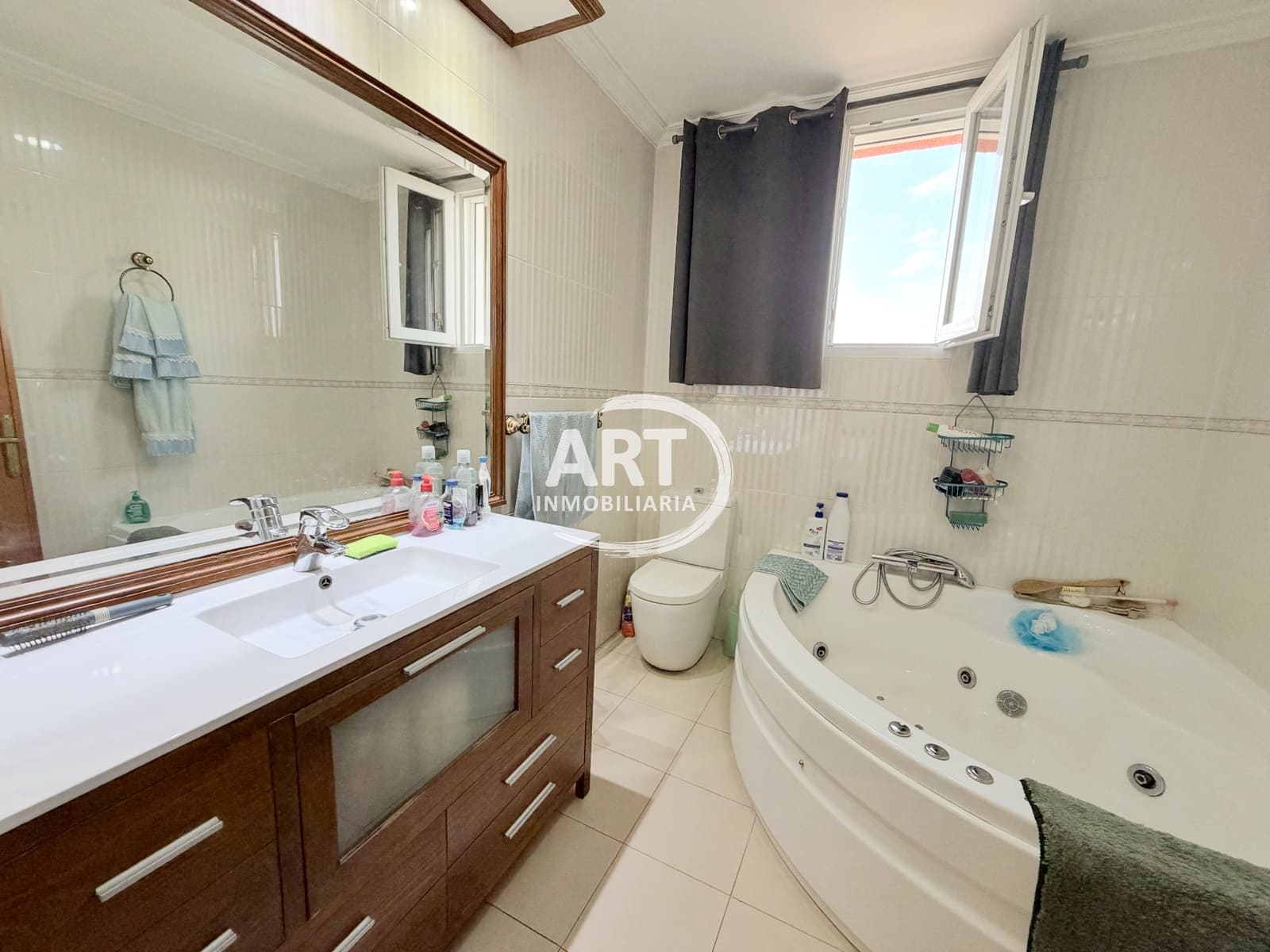 Chalet de 6 habitaciones en L'Eliana en venta con piscina garaje - 869.000 € (Ref: 10063755)
