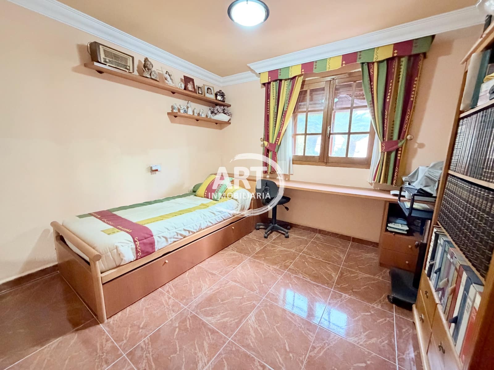Chalet de 6 habitaciones en L'Eliana en venta con piscina garaje - 869.000 € (Ref: 10063755)