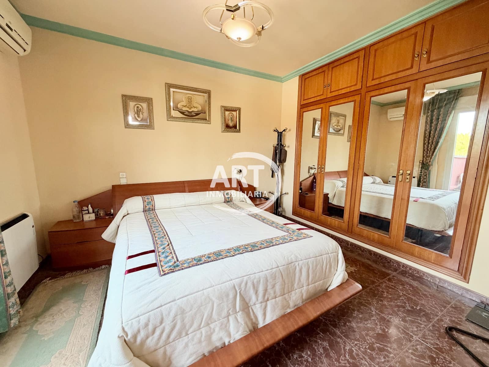 Chalet de 6 habitaciones en L'Eliana en venta con piscina garaje - 869.000 € (Ref: 10063755)